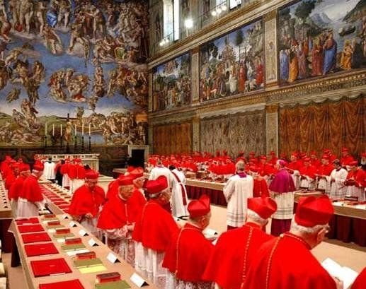 SCOPERTI DISEGNI OSCENI NELLA CAPPELLA SISTINA: "FATTI DURANTE IL CONCLAVE" - Lercio