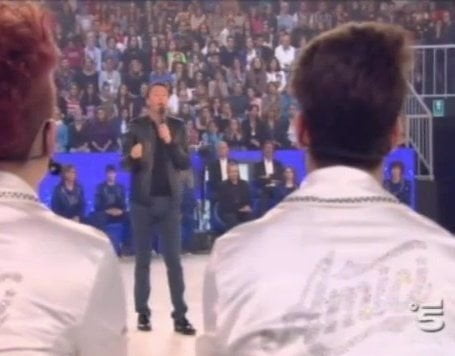 Matteo Renzi cacciato dalla squadra blu di amici - Lercio