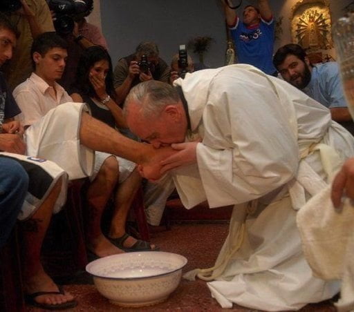 PAPA FRANCESCO CAMBIA NOME: "SARÒ PAPA UN" - Lercio