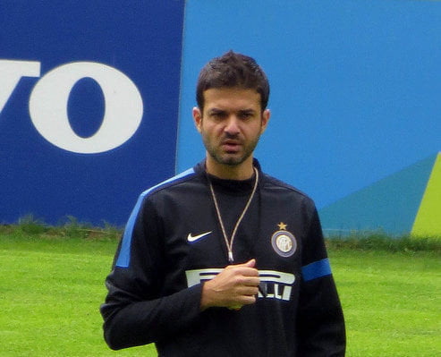 STRAMACCIONI PERDE L’ENNESIMA PARTITA E VIENE NOMINATO SEGRETARIO DEL PD - Lercio