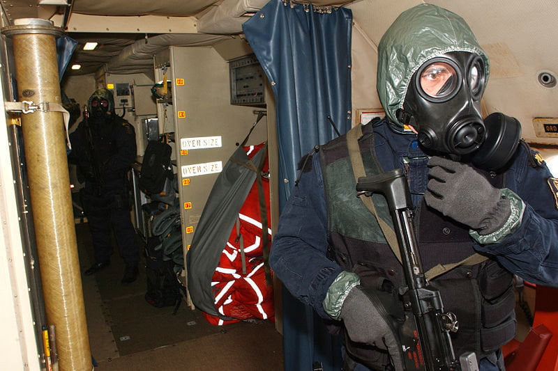 Texas: giustiziato l'uomo che scorreggiava in ascensore - Lercio