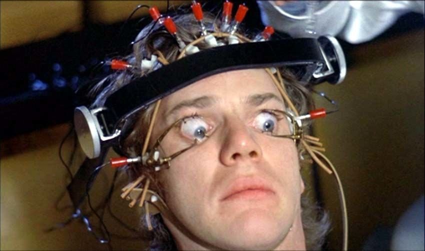 ANGELINO ALFANO DEPORTATO IN UNA FACOLTÀ DI LEGGE - Lercio