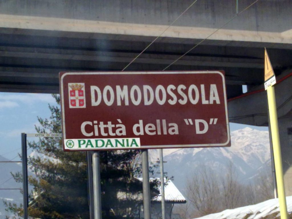LO SPELLING DIVENTA INTERNAZIONALE? E DOMODOSSOLA FA RICORSO - Lercio