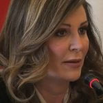 Daniela Santanchè apre al Pd: "Vi mangerò il cuore". - Lercio