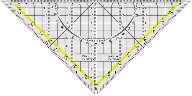Matematica, risolto dopo 300 anni il problema del triangolo a 4 lati. - Lercio