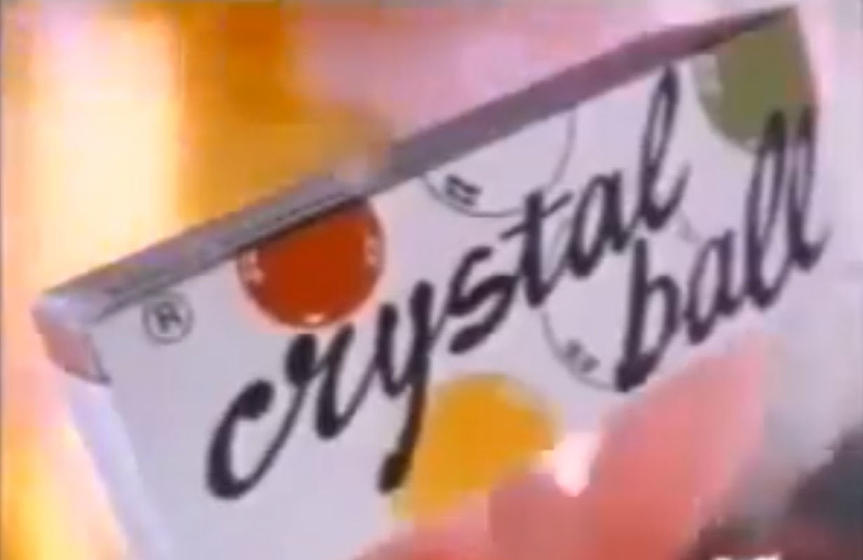 Ex pubblicitario confessa: Il Crystal Ball? Rompeva tutto e poi macchiava - Lercio