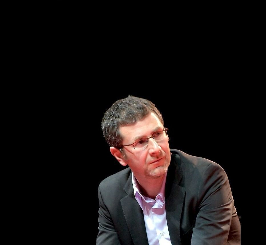 Fazio lascia la Rai: "Ho una rara malattia che mi obbliga a fare domande scomode" - Lercio