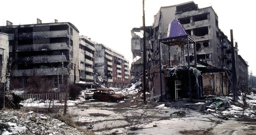 Decisione shock della corte dell'Aia: da rifare le guerre nei Balcani - Lercio