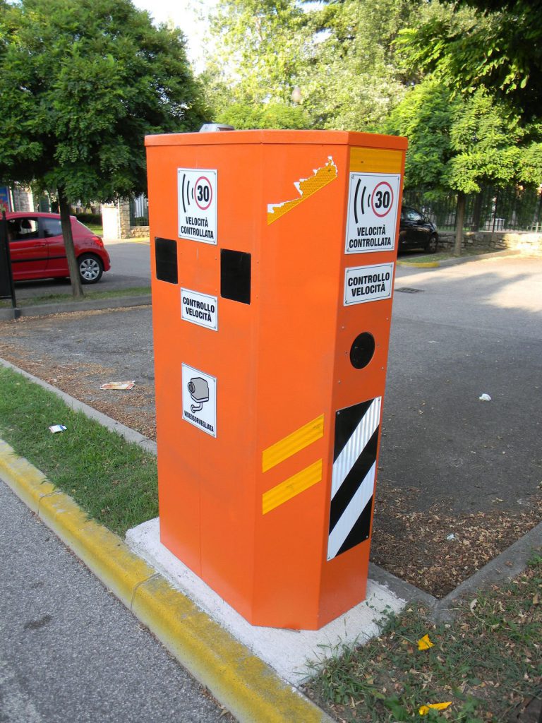 Tasse e Viabilità: arriva l’Autolentox - Lercio