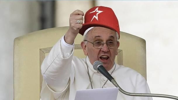 Chiesa. Papa Francesco reciterà l'Angelus rappando - Lercio