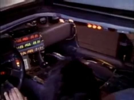 Inventa la macchina del tempo ma qualcosa va storto. Ieri i funerali - Lercio