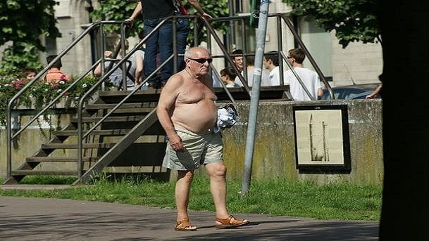 Anziano malato di Alzheimer si dimentica di averlo e guarisce - Lercio