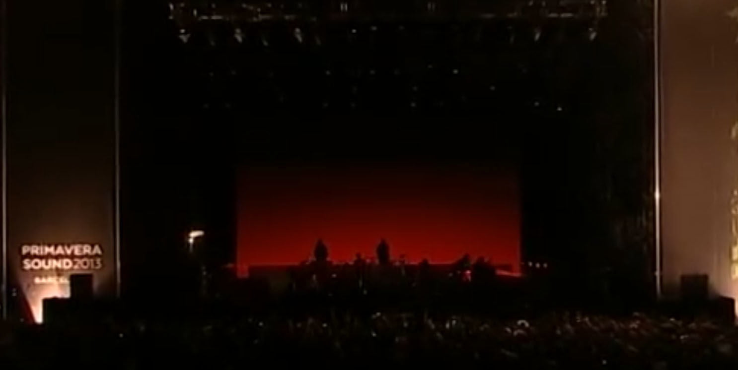 Studente DAMS non pubblica su Fb la line-up del Primavera Sound e perde 237 amici in 3 minuti - Lercio