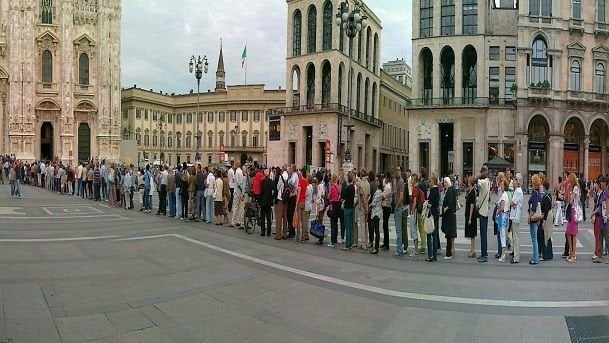 Olimpiadi del salto della fila, l'Italia parte testa di serie - Lercio