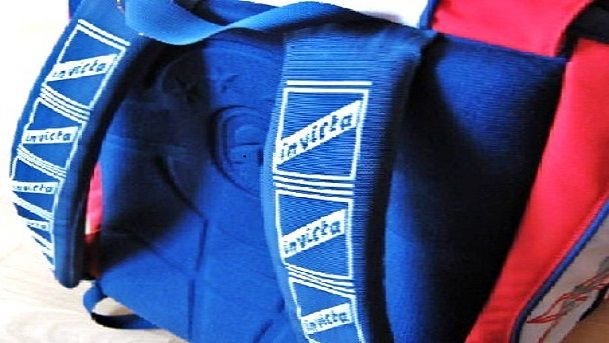 Vince una borsa di studio, gli mandano a casa un Invicta - Lercio