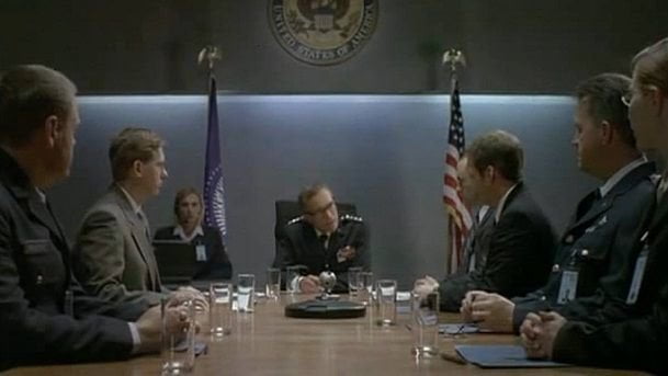 Presidente USA dà subito ascolto al geologo. Film catastrofico finisce dopo 10 minuti - Lercio