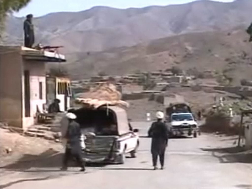 Al Qaeda sfida Isis: "Il loro paradiso fa schifo e le loro vergini sono tutte cesse" - Lercio