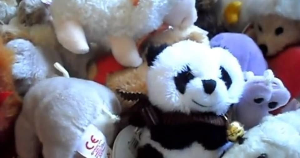 Arriva McTrudy, il primo hamburger vegano fatto solo con carne di peluches - Lercio