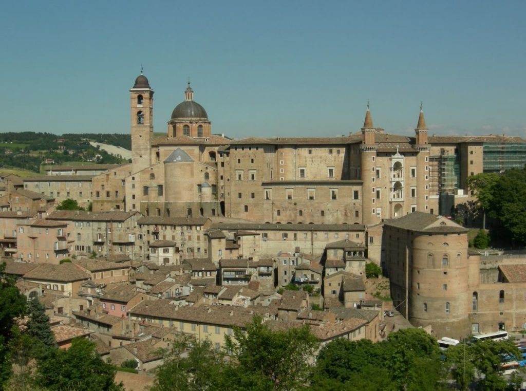 Inaugurata a Urbino la prima Università degli Studi Shock - Lercio