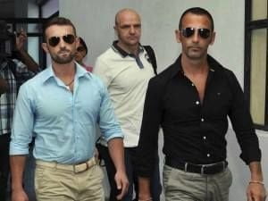 Latorre e Girone protagonisti della seconda stagione di "True Detective" - Lercio