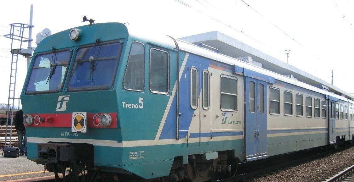 Trenitalia annuncia: "Entro il 2020 i regionali andranno indietro nel tempo" - Lercio