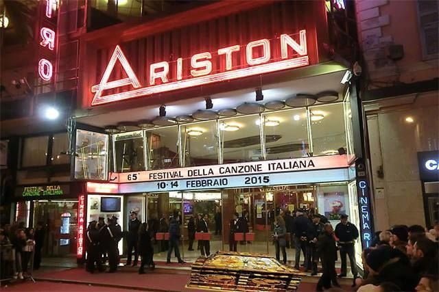 Sanremo. Tra i superospiti anche la salma di Mike Bongiorno - Lercio