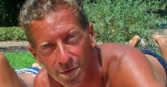 Yara. Peggiora la situazione di Bossetti: chiuso il suo solarium - Lercio