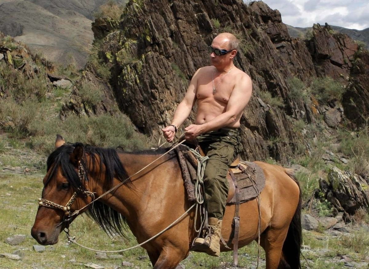 Partita di polo di Putin degenera in omicidio di dissidenti politici - Lercio