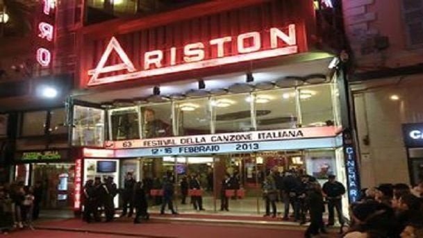 Sanremo. Finalmente sbrinato il teatro Ariston dopo l'esibizione del comico Angelo Pintus - Lercio