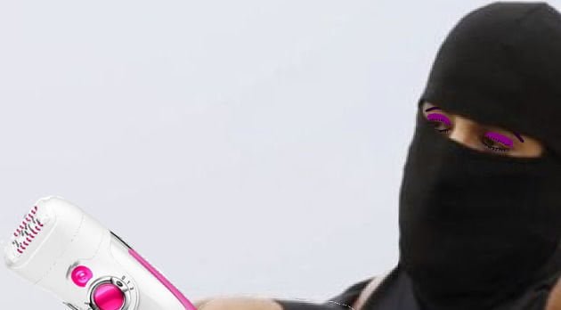 Scandalo nell'Isis: Jihadi John in realtà è una Jihadi Jane - Lercio