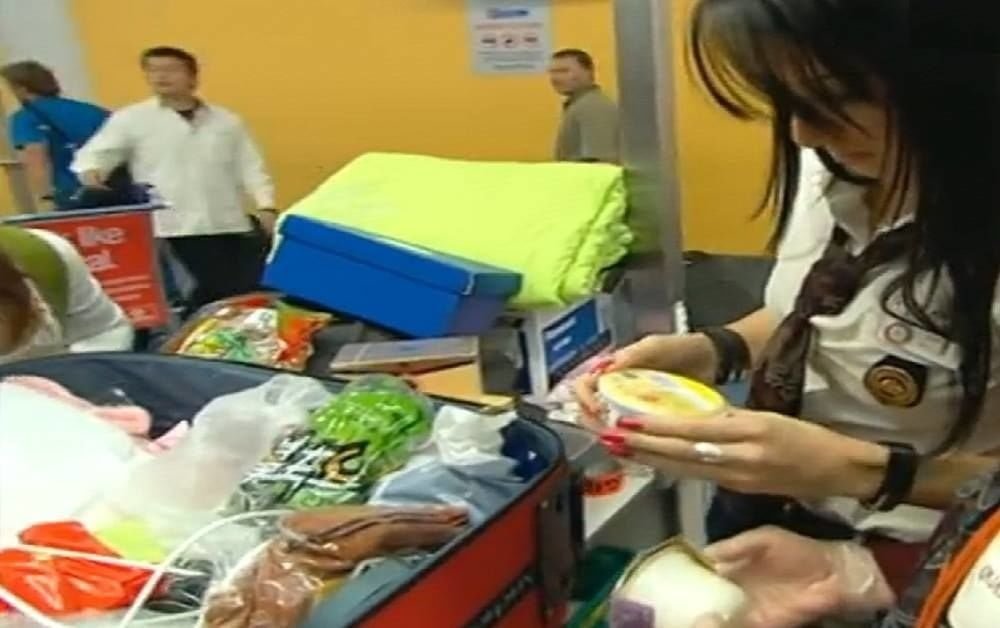 Expo. Padiglione Australia respinge visitatori che introducono cibo proveniente da altri stand - Lercio