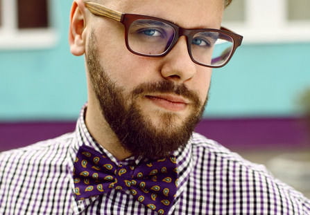 "Non saremo mai dei cazzo di hipster!": Guccini e Cacciari si radono contro la moda della barba lunga - Lercio