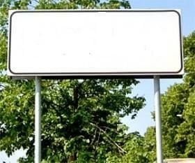 Scomparsi alcuni nomi di comuni italiani per non apparire sulle felpe di Salvini - Lercio