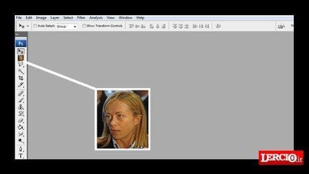 Adobe Photoshop introduce il nuovo comando 'Giorgia Meloni' - Lercio