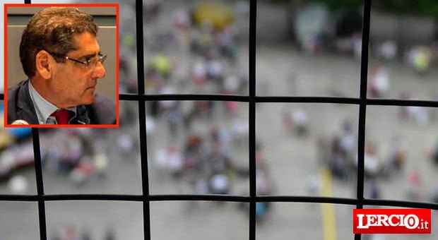 Buzzi dal carcere: "Ho sbagliato, ma merito una nona possibilità" - Lercio