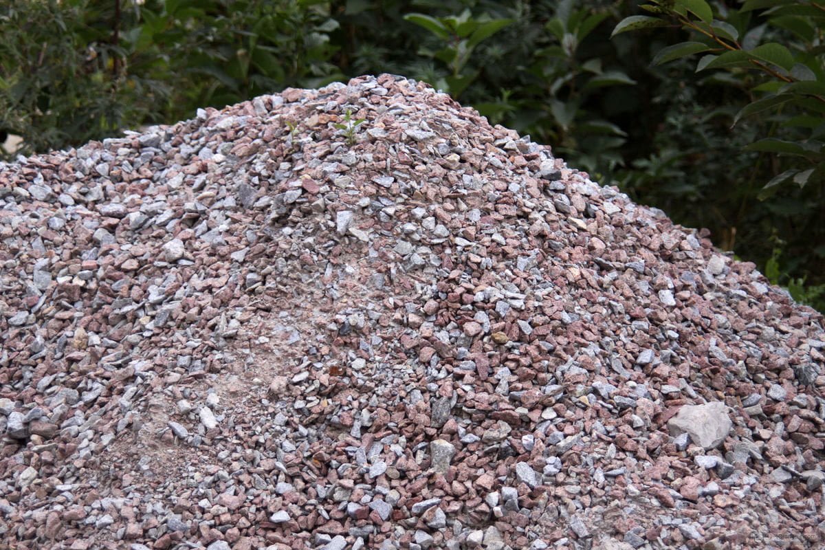 Pompei. Crollato un cumulo di macerie - Lercio