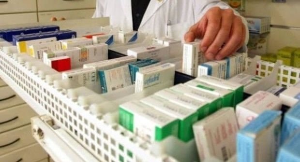 Abolita la laurea in medicina: dal 2020 basterà avere internet - Lercio