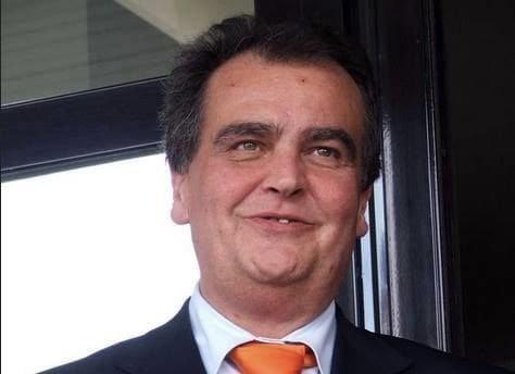 Algoritmo riesce a dare del "pirla" a Calderoli in 82 milioni di modi diversi - Lercio