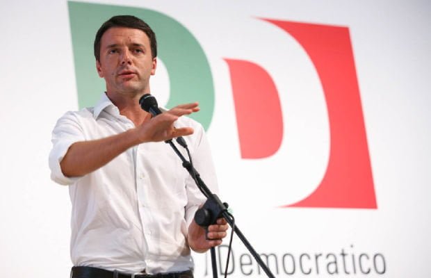 Renzi difende l’aumento del tetto dei contanti a 3000 euro: “Potrete pagare cash gli esami clinici” - Lercio