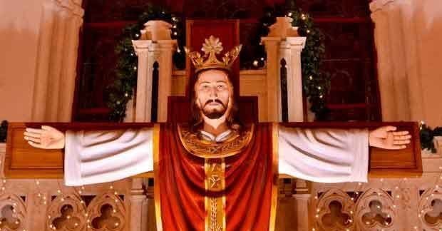 Gesù si separa dalla Trinità per intraprendere la carriera solista - Lercio