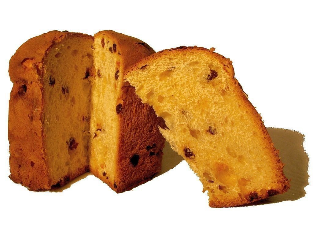 Natale. Arrivano i canditariani: “Mangiamo i canditi e scartiamo il panettone” - Lercio