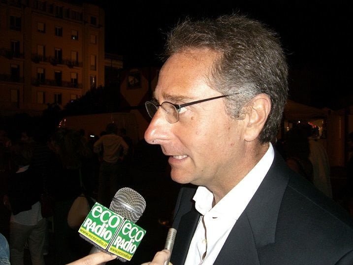 Paolo Bonolis rivela: "Sto lavorando ad un programma per non ritardati" - Lercio