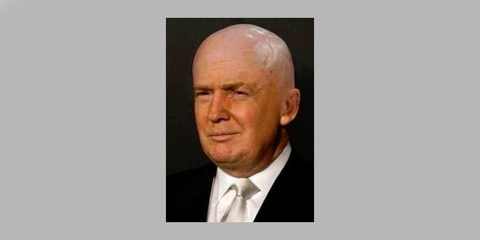 Donald Trump si rasa a zero per esprimere la propria ammirazione per Mussolini - Lercio