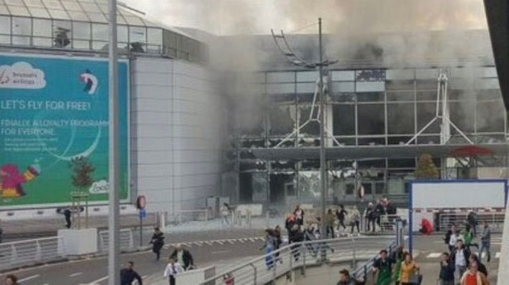 Tragedia di Bruxelles, Dio ammette: "Ero stanco, ho avuto un colpo di sonno" - Lercio