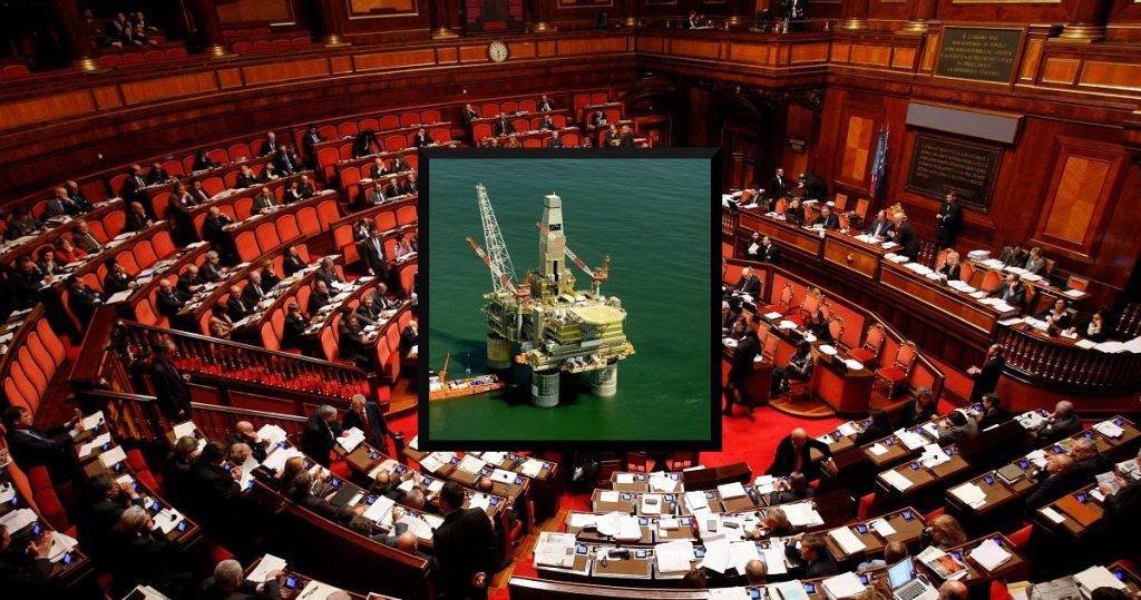 Il governo fa confusione tra i referendum: domenica si voterà per trivellare il Senato - Lercio
