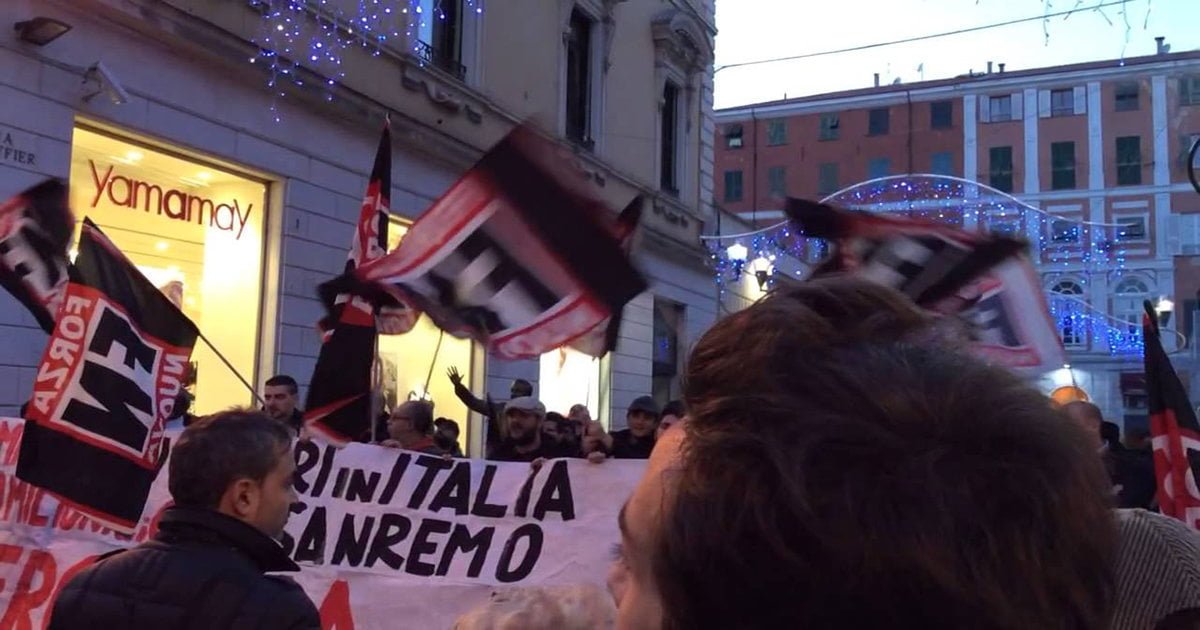 Leghista si traveste da immigrato per ricevere i 35 euro ma viene picchiato da neofascisti - Lercio