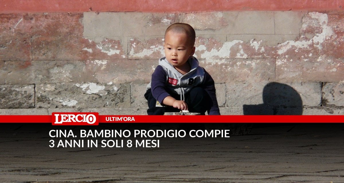 Cina. Bambino prodigio compie 3 anni in soli 8 mesi - Lercio