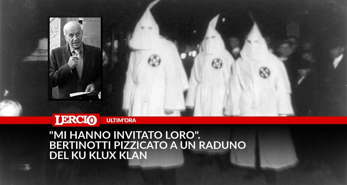 "Mi hanno invitato loro". Bertinotti pizzicato a un raduno del Ku Klux Klan - Lercio