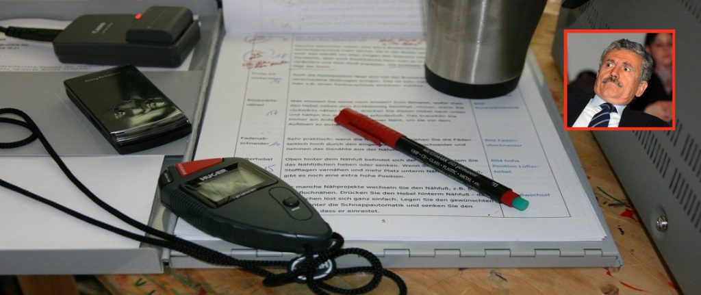 Massimo D'Alema sarà la sceneggiatura di un film porno sadomaso - Lercio