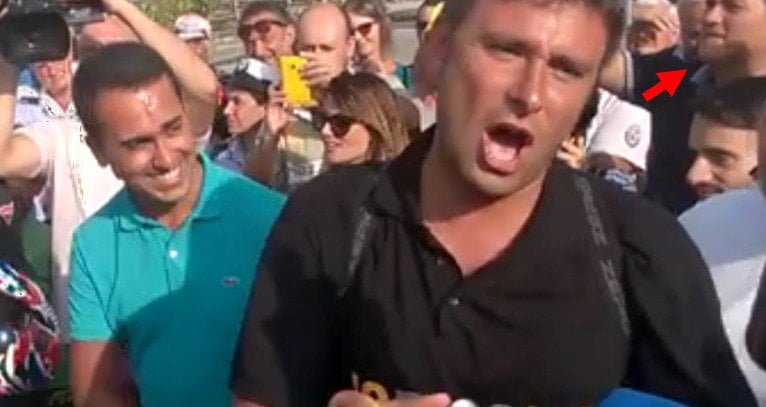 Scoperto un elettore del movimento 5 stelle che vale 1,00001 - Lercio